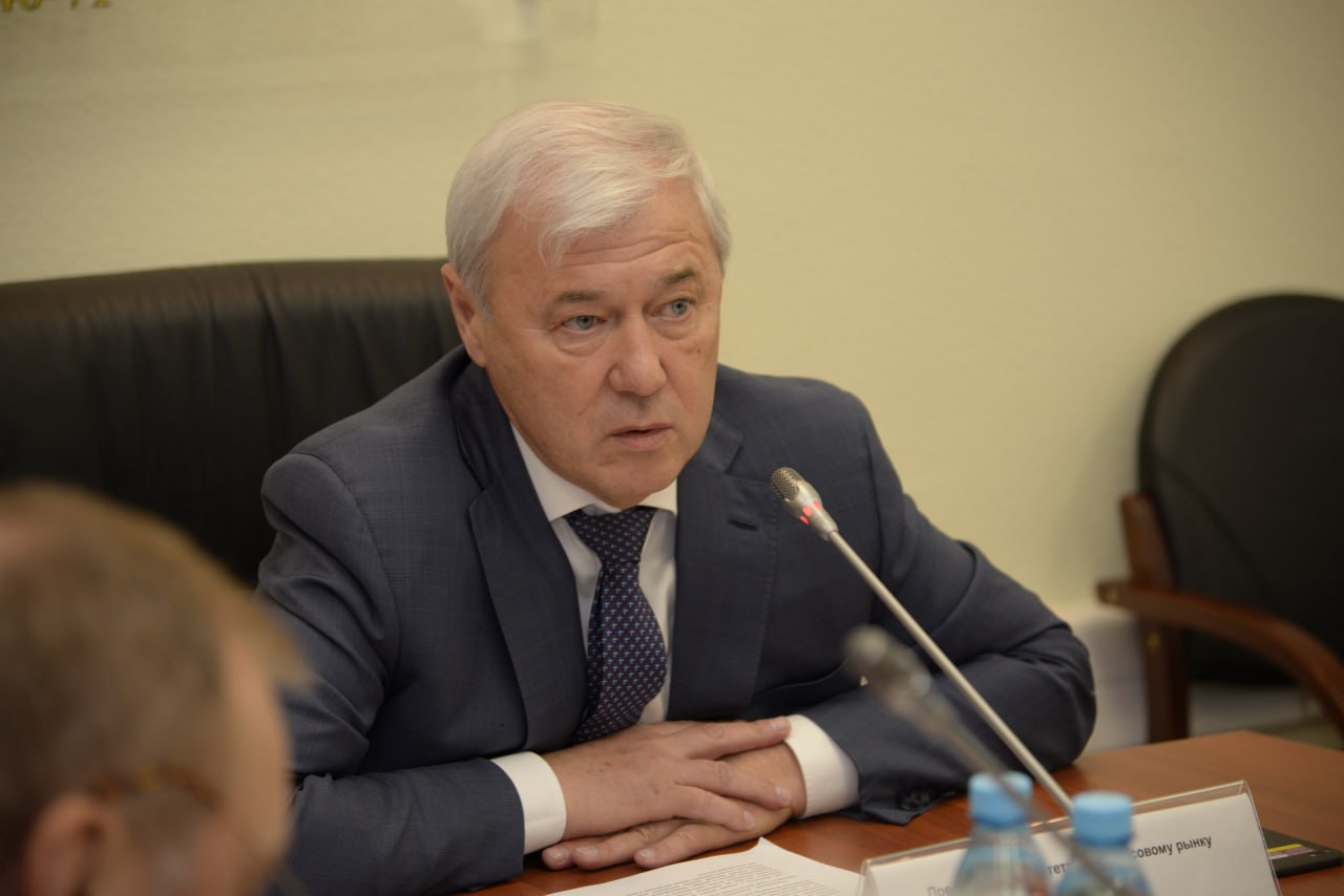 Небольшим банкам расширят доступ к ценным бумагам и драгметаллам